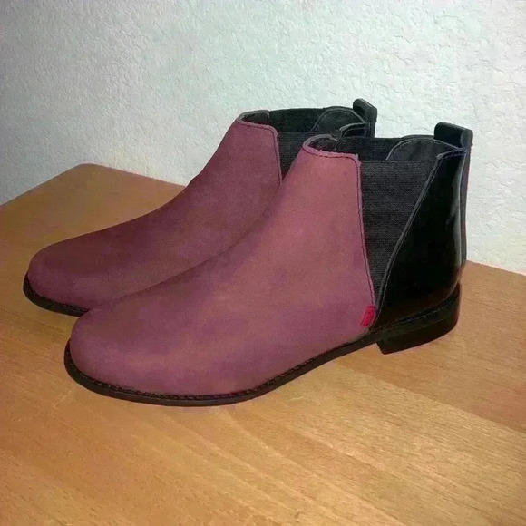 MARC JOSEPH Williamsburg Bootie Wine - Picture 2 of 11